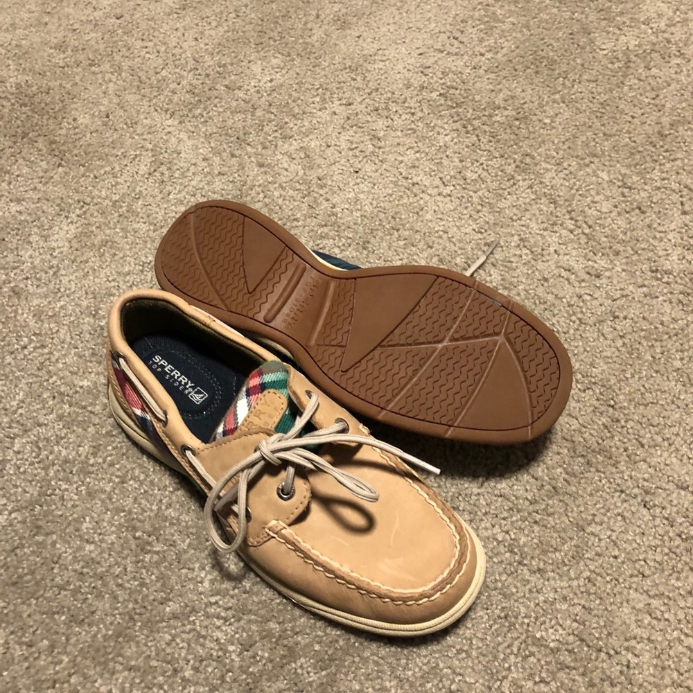 Leather and plaid women’s sperrys